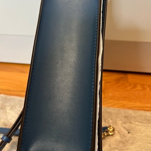 Michael Kors Crossbody (R 298) NWT - Picture 11 of 12